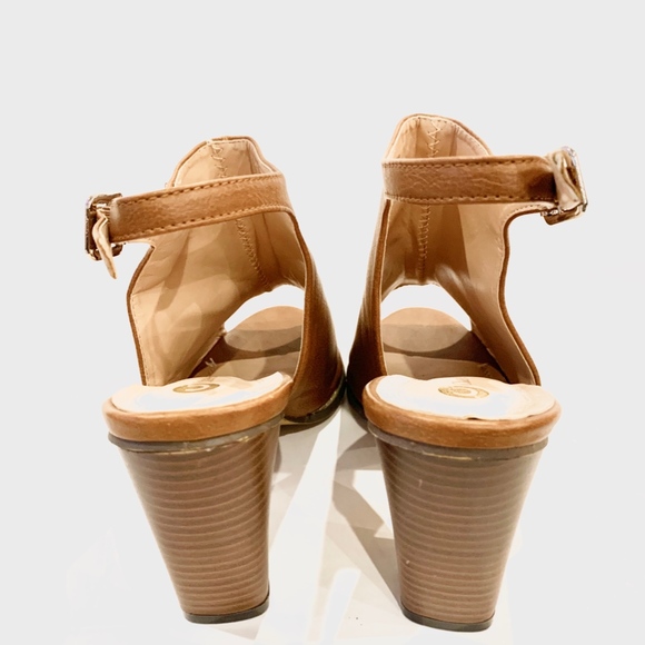 Tan Peep-Toe Booty - 3.5 Heel and Buckle Closure - Picture 5 of 8